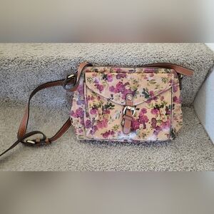 Patricia Nash Antique Rose Avellino Leather Crossbody Bag.